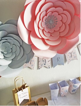 Flor de papel gigante 1