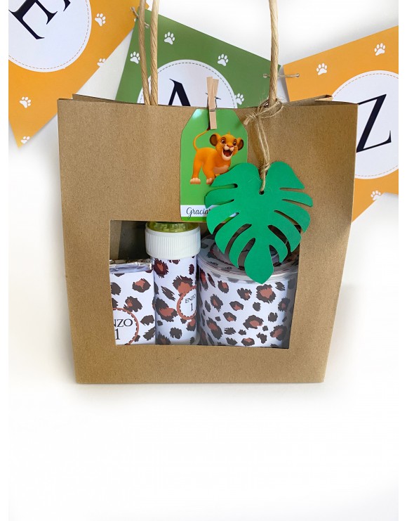 Bolsa decorada con etiqueta e imagen